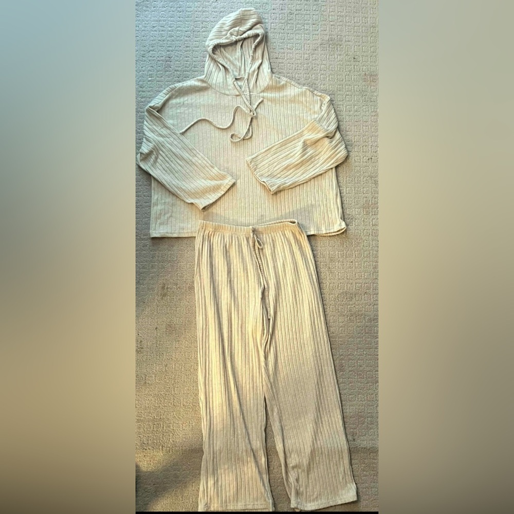 2pc womens hooded lounge wear set size LARGE